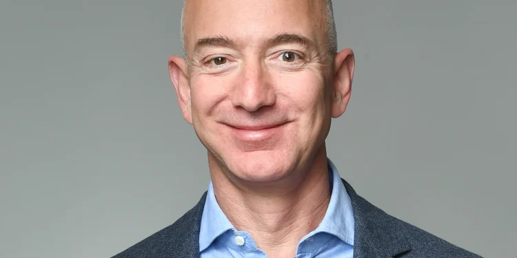 Jeff Bezos Predicts AI will Shape Economy,Even at Investors Cost